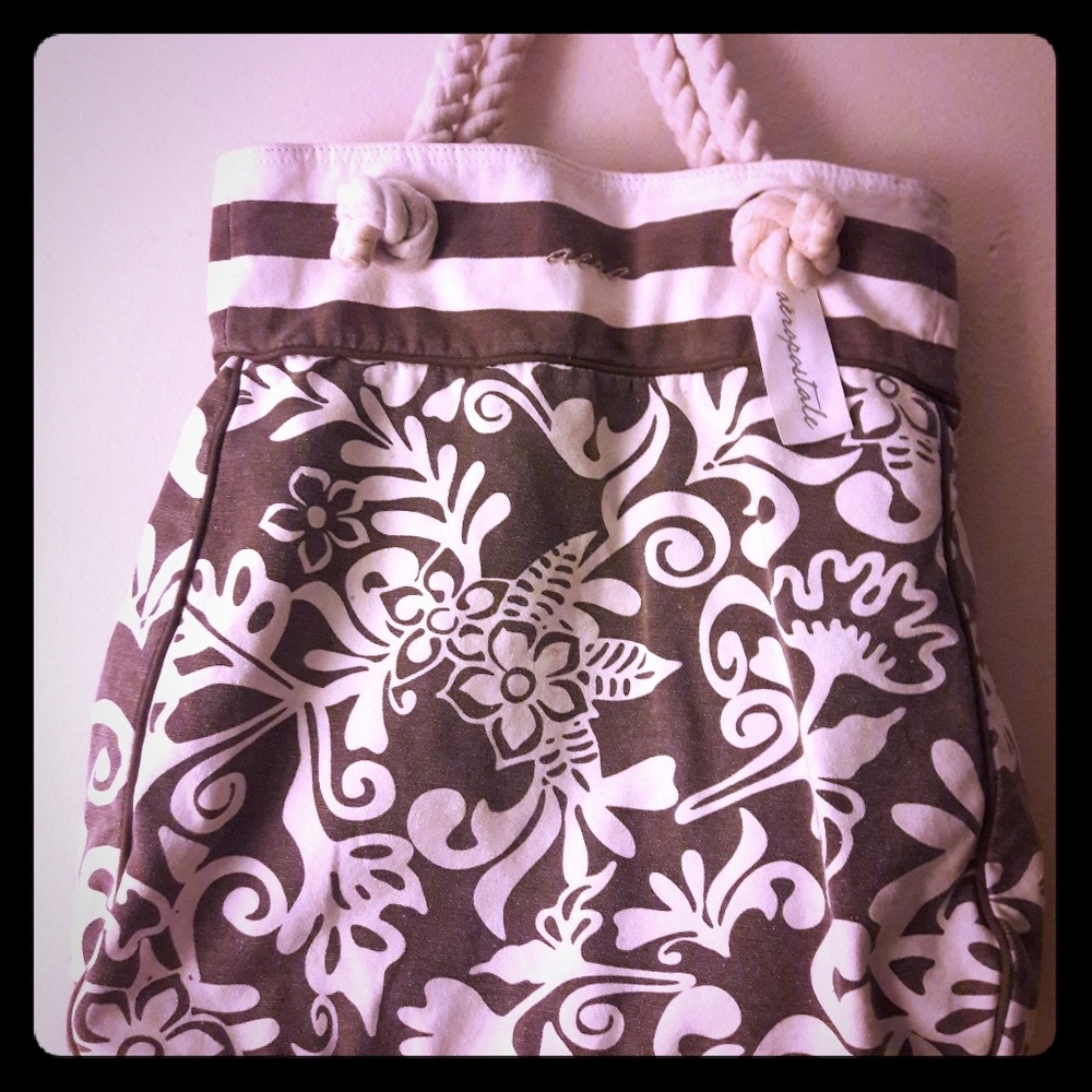 AERPOSTALE Hawaiian Flower Bag